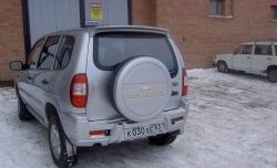 2 299 р. Чехол запасного колеса Chevrolet  Chevrolet Niva  2123 (2002-2020), Лада 2123 (Нива Шевроле) (2002-2021), Лада Нива Трэвел (2021-2024) (Неокрашенный)  с доставкой в г. Краснодар. Увеличить фотографию 2