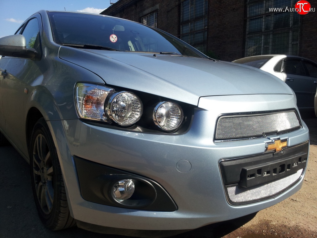 1 539 р. Нижняя сетка на бампер Russtal (хром) Chevrolet Aveo T300 седан (2011-2015)  с доставкой в г. Краснодар