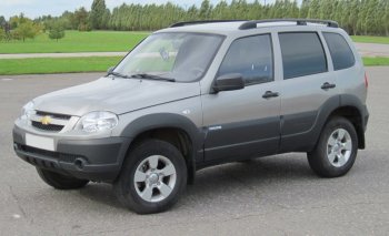 9 399 р. Рейлинги крыши АПС  Chevrolet Niva  2123 (2002-2020), Лада 2123 (Нива Шевроле) (2002-2021), Лада Нива Трэвел (2021-2025) (Черные, без поперечин)  с доставкой в г. Краснодар. Увеличить фотографию 4