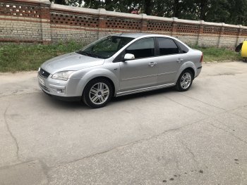 1 429 р. Пороги накладки Autodemic (установка под штатный брызговик)  Ford Focus  2 (2004-2011)  седан дорестайлинг, универсал дорестайлинг, хэтчбэк 5 дв. дорестайлинг, седан рестайлинг, универсал рестайлинг, хэтчбэк 5 дв. рестайлинг (Текстурная поверхность)  с доставкой в г. Краснодар. Увеличить фотографию 6