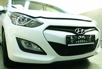 1 599 р. Сетка в воздухозаборник бампера Arbori (15 мм) Hyundai I30 2 GD дорестайлинг универсал (2011-2015) (Черная)  с доставкой в г. Краснодар. Увеличить фотографию 2