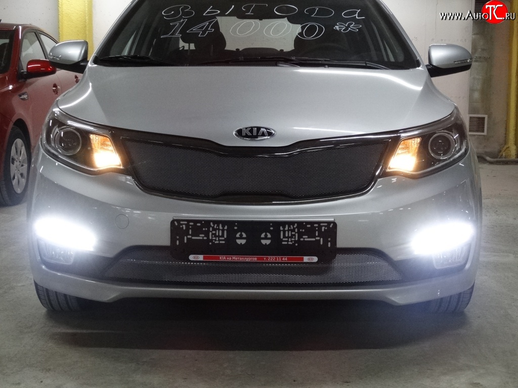 1 539 р. Нижняя сетка на бампер Russtal (хром)  KIA Rio  3 QB (2015-2017) рестайлинг седан, рестайлингхэтчбек5дв.  с доставкой в г. Краснодар