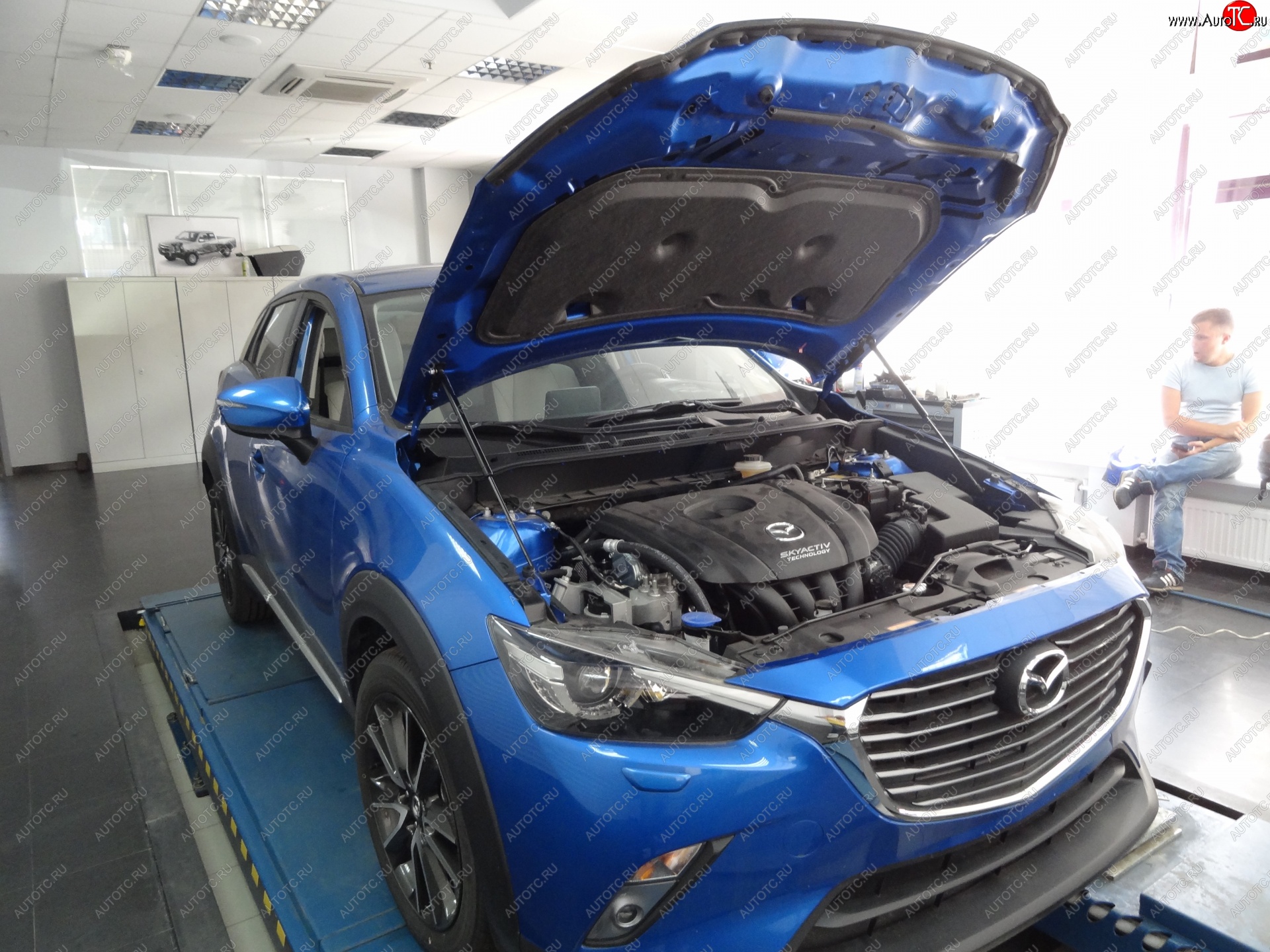 2 399 р. Упоры капота Russtal Mazda CX-3 DK дорестайлинг (2014-2018)  с доставкой в г. Краснодар