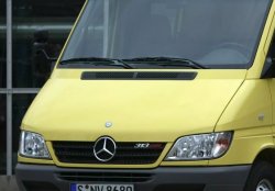 13 549 р. Пластиковый капот (Classic) Стандартный Mercedes-Benz Sprinter W901 (1995-2000)  с доставкой в г. Краснодар. Увеличить фотографию 3