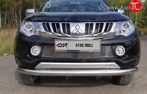 3 299 р. Защитная решётка в воздуховод бампера Russtal (нержавейка)  Mitsubishi L200  5 KK,KL (2015-2019) дорестайлинг  с доставкой в г. Краснодар