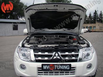 4 099 р. Упор капота MV-Tuning (двойной) Mitsubishi Pajero 4 V90 2-ой рестайлинг (2014-2020)  с доставкой в г. Краснодар. Увеличить фотографию 3