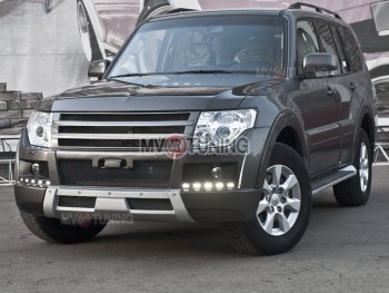 8 199 р. Решётка радиатора BROOMER Design Mitsubishi Pajero 4 V80 дорестайлинг (2006-2011) (Неокрашенная)  с доставкой в г. Краснодар. Увеличить фотографию 2