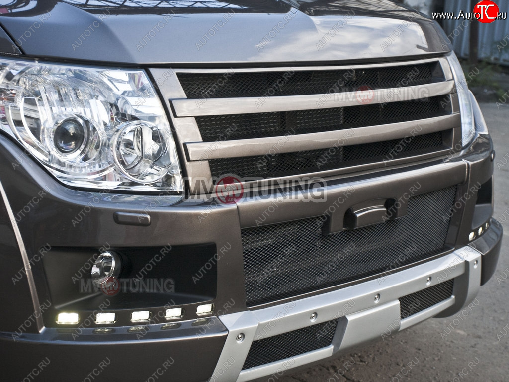 8 199 р. Решётка радиатора BROOMER Design Mitsubishi Pajero 4 V80 дорестайлинг (2006-2011) (Неокрашенная)  с доставкой в г. Краснодар