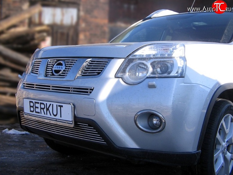 6 999 р. Декоративная вставка воздухозаборника Berkut Nissan X-trail 2 T31 рестайлинг (2010-2015)  с доставкой в г. Краснодар