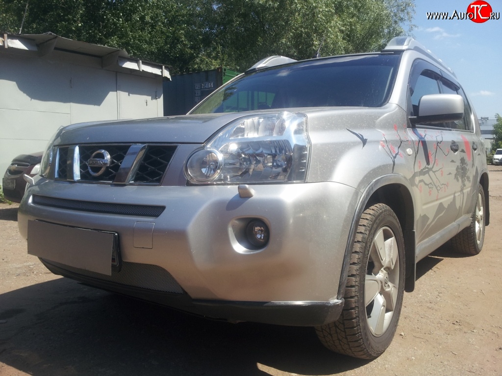 1 299 р. Сетка в решетку радиатора Russtal Nissan X-trail 2 T31 дорестайлинг (2007-2011) (хром)  с доставкой в г. Краснодар