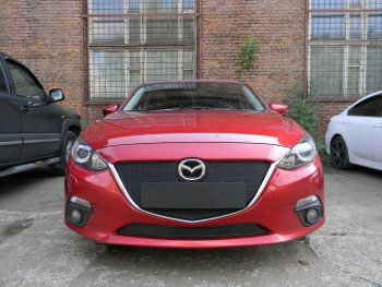 Защитная сетка в бампер (низ, ячейка 4х10 мм) Alfeco Премиум Mazda 3/Axela BM дорестайлинг седан (2013-2016)  (Чёрная)