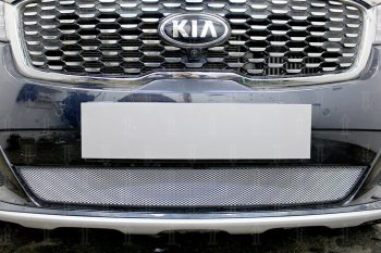 3 199 р. Защитная сетка в бампер (низ, ячейка 3х7 мм) Alfeco Стандарт  KIA Sorento  UM/Prime (2018-2020) рестайлинг (Хром)  с доставкой в г. Краснодар. Увеличить фотографию 2