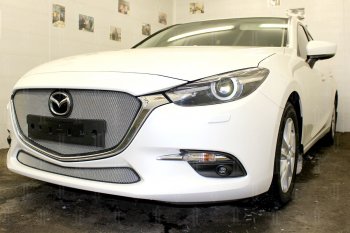 2 899 р. Защитная сетка в бампер (низ, ячейка 3х7 мм) Alfeco Стандарт  Mazda 3/Axela  BM (2016-2019) рестайлинг седан, рестайлинг, хэтчбэк (Хром)  с доставкой в г. Краснодар. Увеличить фотографию 4