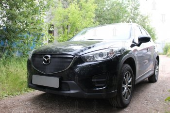 3 399 р. Защитная сетка в бампер (верх, ячейка 3х7 мм) Alfeco Стандарт Mazda CX-5 KE рестайлинг (2015-2017) (Чёрная)  с доставкой в г. Краснодар. Увеличить фотографию 2