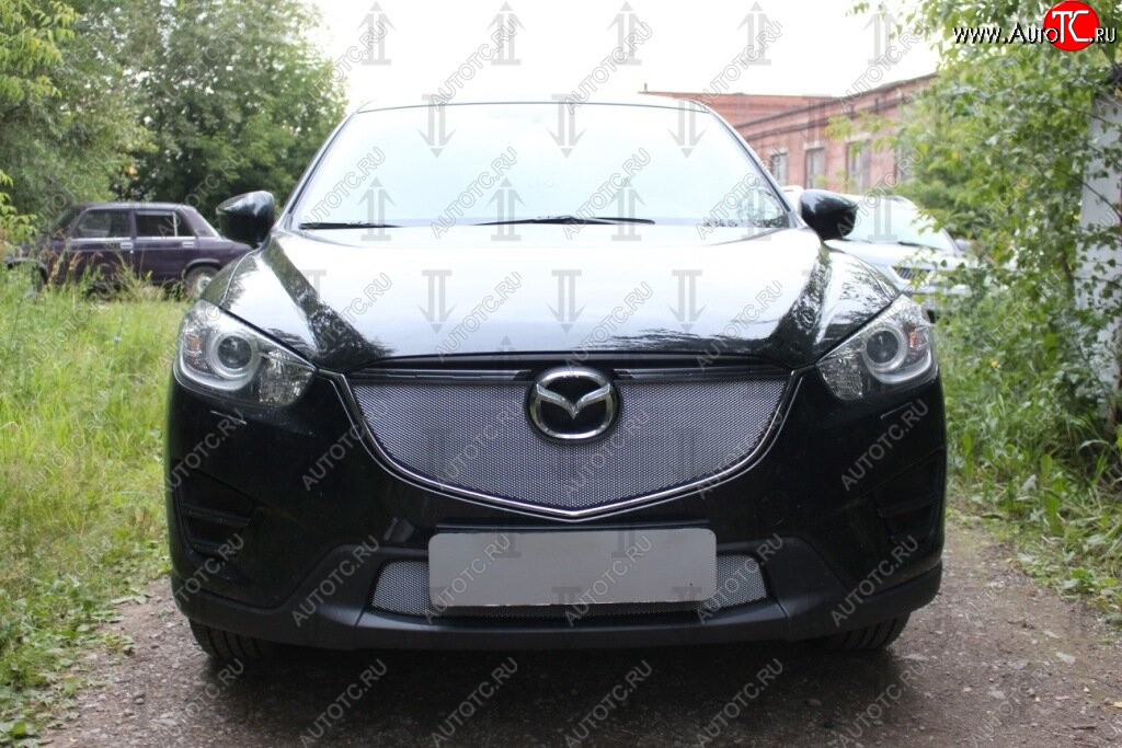 3 589 р. Защитная сетка в бампер (верх, ячейка 3х7 мм) Alfeco Стандарт Mazda CX-5 KE рестайлинг (2015-2017) (Хром)  с доставкой в г. Краснодар