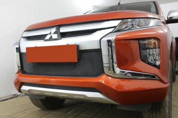 3 099 р. Защитная сетка в бампер (низ, ячейка 3х7 мм) Alfeco Стандарт Mitsubishi L200 5 KK,KL рестайлинг (2018-2022) (Чёрная)  с доставкой в г. Краснодар. Увеличить фотографию 3