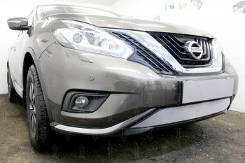 3 699 р. Защитная сетка в бампер (низ, ячейка 3х7 мм) Стрелка11 Стандарт Nissan Murano 3 Z52 дорестайлинг (2015-2022) (Хром)  с доставкой в г. Краснодар. Увеличить фотографию 3