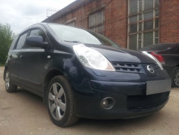 3 099 р. Защитная сетка в бампер (низ, ячейка 3х7 мм) Стрелка11 Стандарт  Nissan Note  1 (2004-2008) E11 дорестайлинг (Чёрная)  с доставкой в г. Краснодар. Увеличить фотографию 2