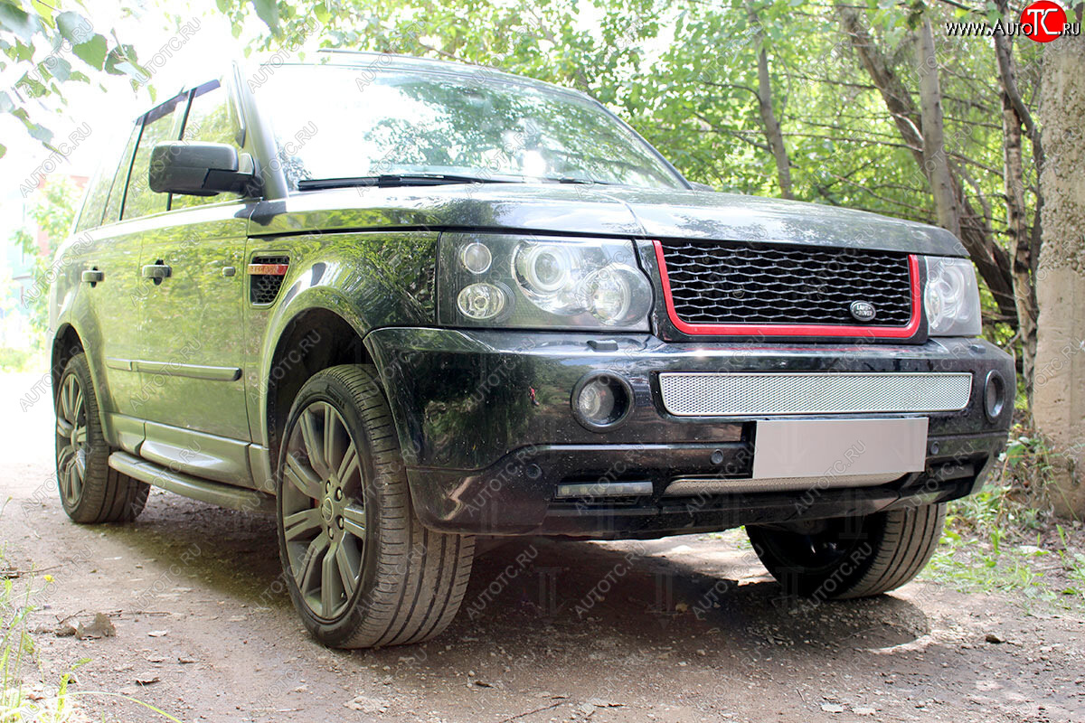 4 299 р. Защитная сетка в бампер (середина, ячейка 4х10 мм) Alfeco Премиум Land Rover Range Rover Sport 1 L320 дорестайлинг (2005-2009) (Хром)  с доставкой в г. Краснодар