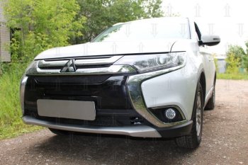 10 399 р. Защитная сетка в бампер (3 части, ячейка 4х10 мм) Alfeco Премиум  Mitsubishi Outlander  GF (2015-2018) 2-ой рестайлинг (Чёрная)  с доставкой в г. Краснодар. Увеличить фотографию 2