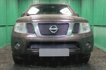 Защитная сетка в бампер (низ, ячейка 4х10 мм) Стрелка11 Премиум Nissan Navara 2 D40 рестайлинг (2010-2016)  (Чёрная)