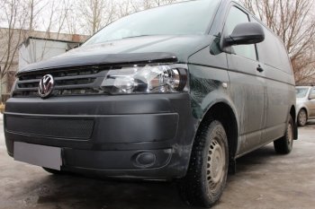 4 199 р. Защитная сетка в бампер (низ, ячейка 4х10 мм) Стрелка11 Премиум Volkswagen Caravelle T5 рестайлинг (2009-2015) (Чёрная)  с доставкой в г. Краснодар. Увеличить фотографию 3