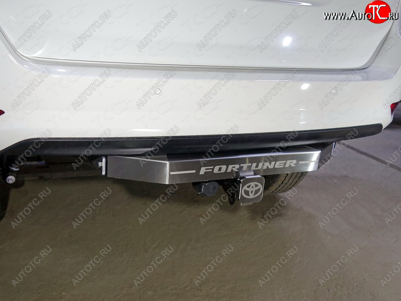 17 399 р.  Фаркоп (тягово-сцепное устройство) TCC Тюнинг  Toyota Fortuner  AN160 (2015-2020) дорестайлинг (крюк Е, надпись Fortuner)  с доставкой в г. Краснодар