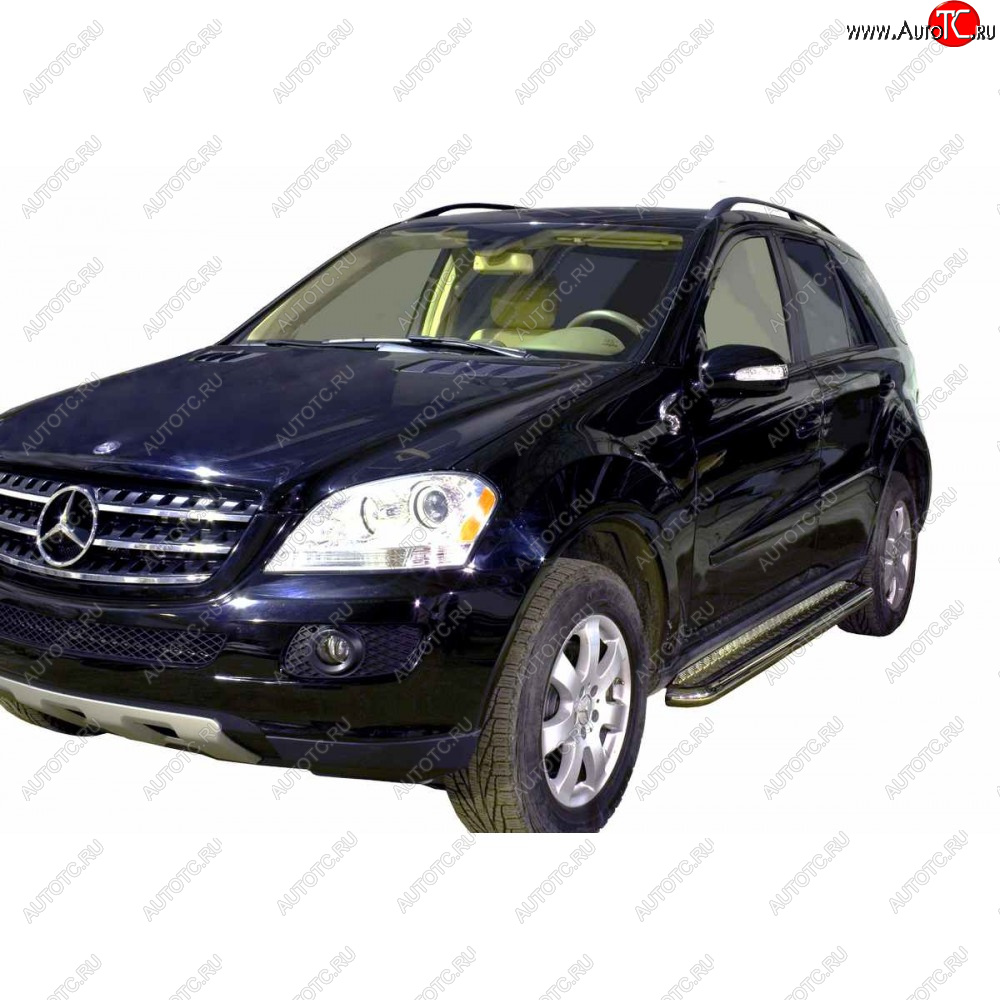 11 699 р. Защита порогов с алюминиевым листом d63.5, Техно Сфера  Mercedes-Benz ML class ( W163,  W164,  W166) (1997-2015) дорестайлинг, рестайлинг, дорестайлинг, рестайлинг (Черный матовый)  с доставкой в г. Краснодар