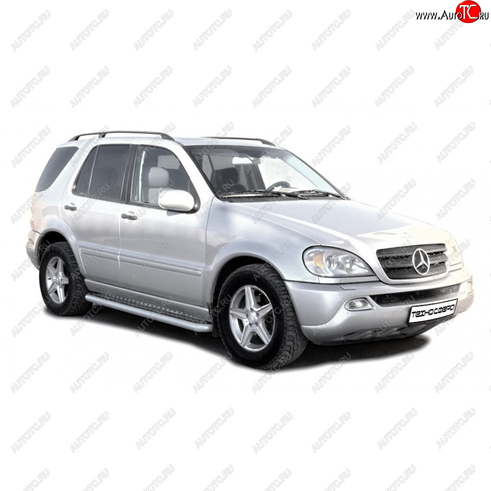 10 599 р. Защита порогов с алюминиевым листом d63.5, Техно Сфера  Mercedes-Benz ML class ( W163,  W164,  W166) (1997-2015) дорестайлинг, рестайлинг, дорестайлинг, рестайлинг (Черный матовый)  с доставкой в г. Краснодар