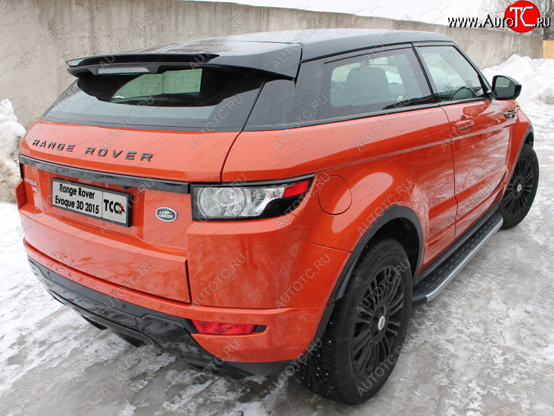 21 349 р. Пороги алюминиевые с пластиковой накладкой, ТСС Тюнинг  Land Rover Range Rover Evoque  1 L538 (2015-2018) рестайлинг 3 дв. (карбон серебро )  с доставкой в г. Краснодар