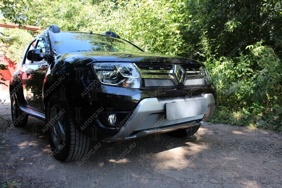 2 879 р. Защита радиатора (верх) Стрелка11 Стандарт  Renault Duster  HS (2015-2021) рестайлинг (хром)  с доставкой в г. Краснодар