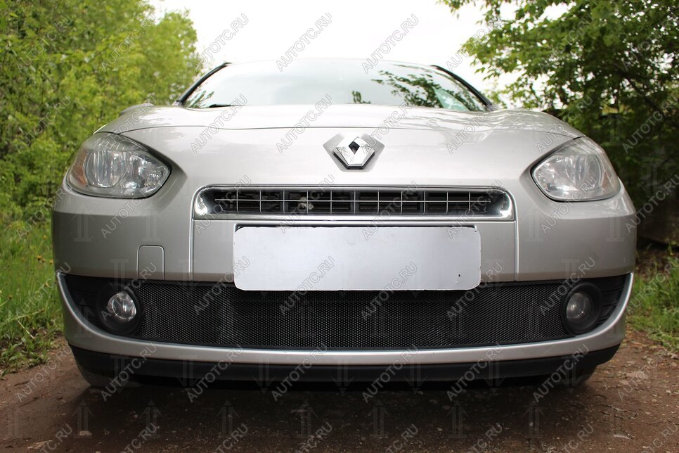 2 899 р. Защита радиатора (верх) Стрелка11 Стандарт  Renault Fluence (2010-2012) дорестайлинг (черная)  с доставкой в г. Краснодар