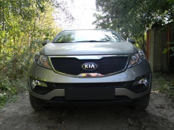 799 р. Зимняя заглушка решетки радиатора (верх) Стрелка11   KIA Sportage  3 SL (2010-2014) дорестайлинг (черная)  с доставкой в г. Краснодар. Увеличить фотографию 2