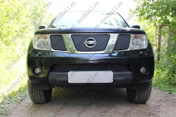 Зимняя заглушка решетки радиатора (низ) Стрелка11 Nissan Pathfinder R51 дорестайлинг (2004-2007)  (черная)