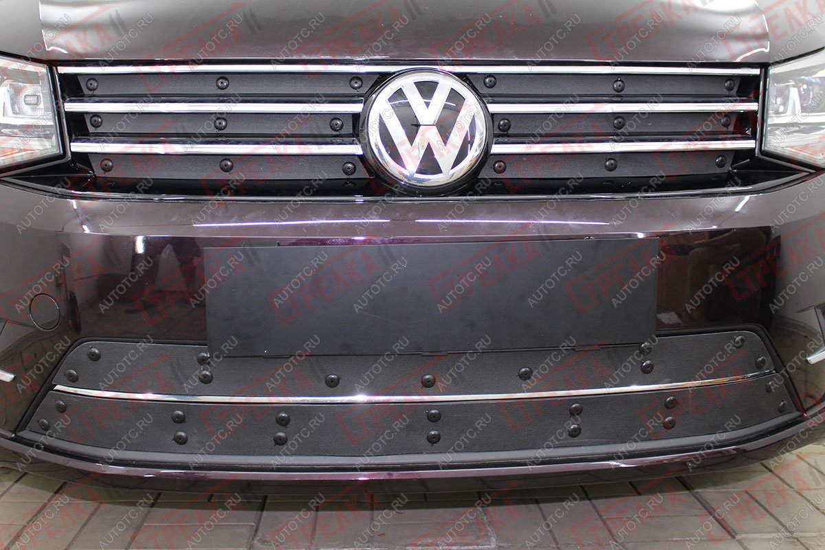 1 599 р. Зимняя заглушка решетки радиатора (верх 6 частей) Стрелка11 Volkswagen Caddy 2K рестайлинг (2015-2020) (черная)  с доставкой в г. Краснодар