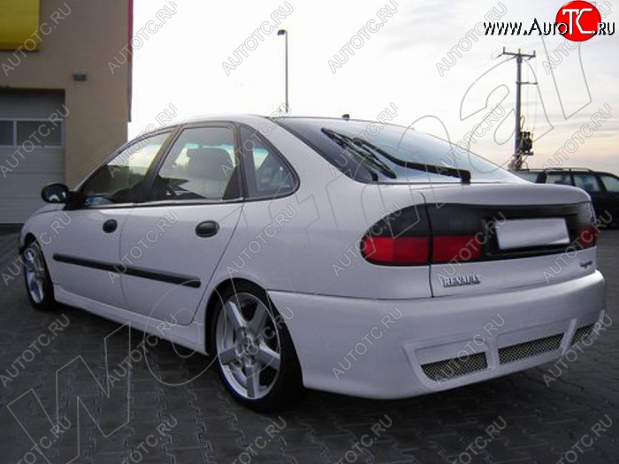 27 899 р. Задний бампер Rieger Renault Laguna X56 лифтбэк дорестайлинг (1993-1998)  с доставкой в г. Краснодар