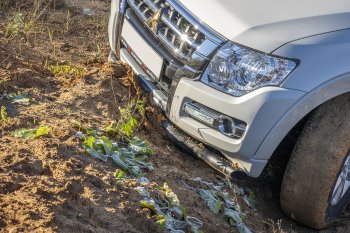 38 999 р. Бампер передний силовой РИФ Mitsubishi Pajero 4 V90 дорестайлинг (2006-2011) (Под площадку для лебёдки RIFPJR-30000 с защитой радиатора)  с доставкой в г. Краснодар. Увеличить фотографию 5