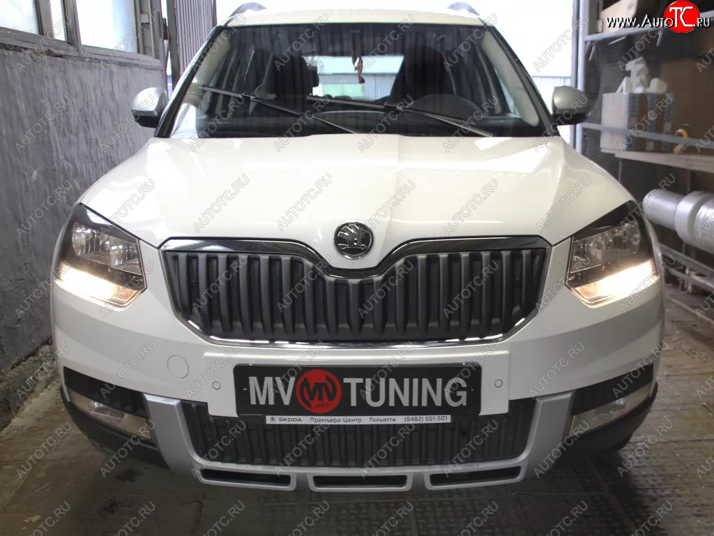 2 879 р. Заглушка решетки радиатора (верхняя, OUTDOOR) MV-Tuning  Skoda Yeti (2013-2018) (Неокрашенная)  с доставкой в г. Краснодар