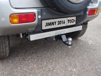 17 199 р. Фаркоп (тягово-сцепное устройство) TCC (надпись Jimny)  Suzuki Jimny  JB23/JB43 (2012-2018) 2-ой рестайлинг (Оцинкованный, шар E - оцинкованный)  с доставкой в г. Краснодар. Увеличить фотографию 1