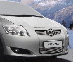 Декоративная вставка решетки радиатора Novline Toyota Auris E150 хэтчбэк 5 дв. дорестайлинг (2006-2010)