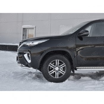 28 799 р. Защита переднего бампера (Ø63 мм с клыками, нержавейка) SLITKOFF Toyota Fortuner AN160 дорестайлинг (2015-2020)  с доставкой в г. Краснодар. Увеличить фотографию 3