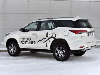 10 649 р. Защита заднего бампера (Ø75х42 мм, нержавейка) Russtal  Toyota Fortuner  AN160 (2020-2024) рестайлинг  с доставкой в г. Краснодар. Увеличить фотографию 3