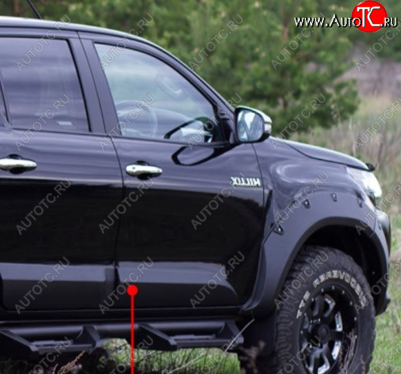 3 499 р. Молдинг двери RA (передний правый)  Toyota Hilux  AN120 (2016-2020) дорестайлинг (Поверхность шагрень)  с доставкой в г. Краснодар