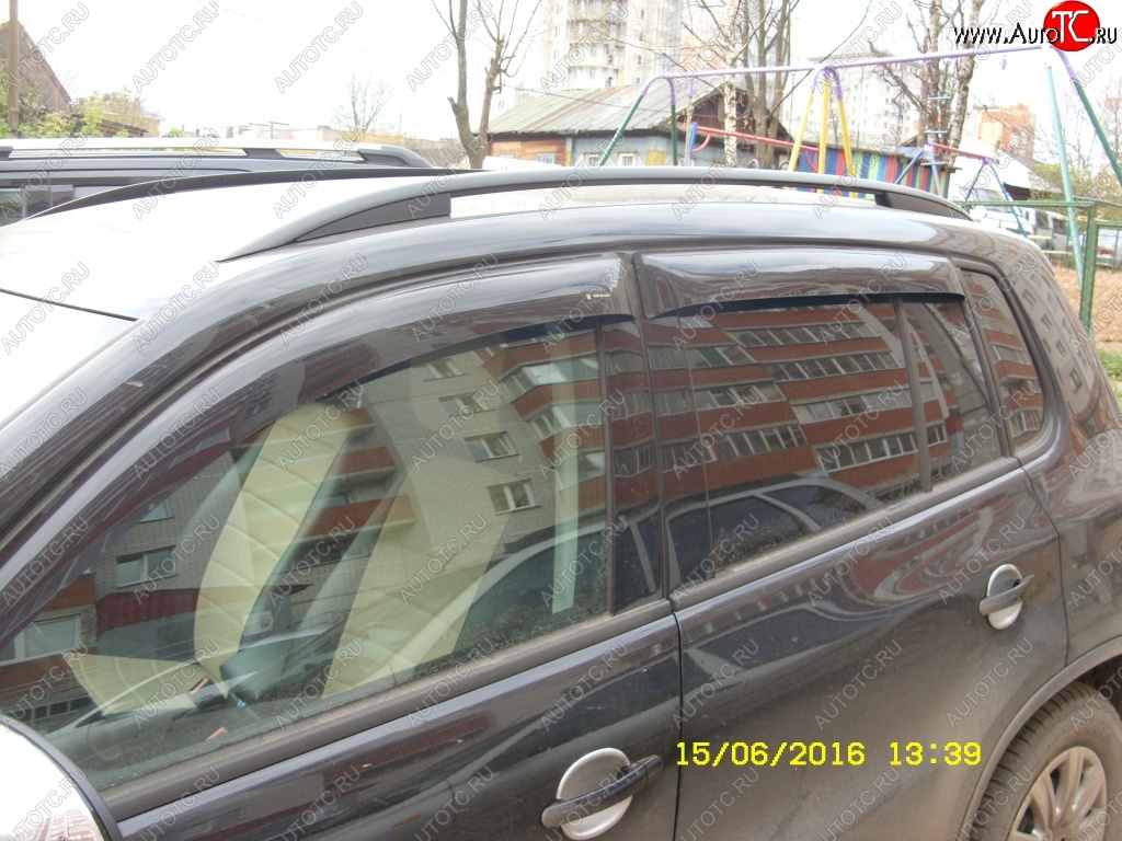 2 079 р. Комплект дефлекторов окон CA Plastic  Volkswagen Tiguan  NF (2011-2017) рестайлинг (Classic полупрозрачный, Без хром.молдинга)  с доставкой в г. Краснодар